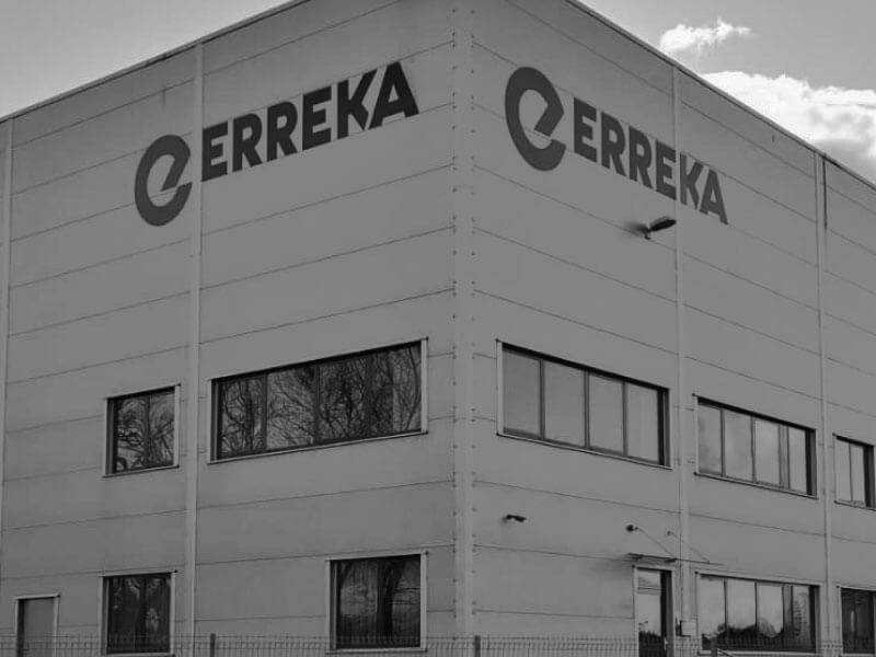Puertas de aluminio exterior  Erreka: expertos en automatismos